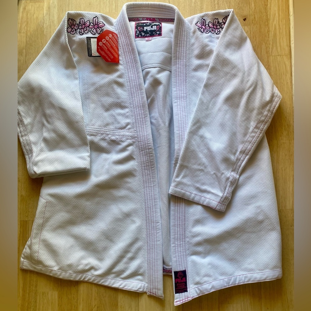 White Martial Arts Jacket, Fuji brand, new with tags